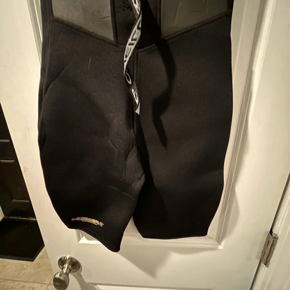 O’Neill Hammer Wetsuit - Size 8 - Picture 10 of 13